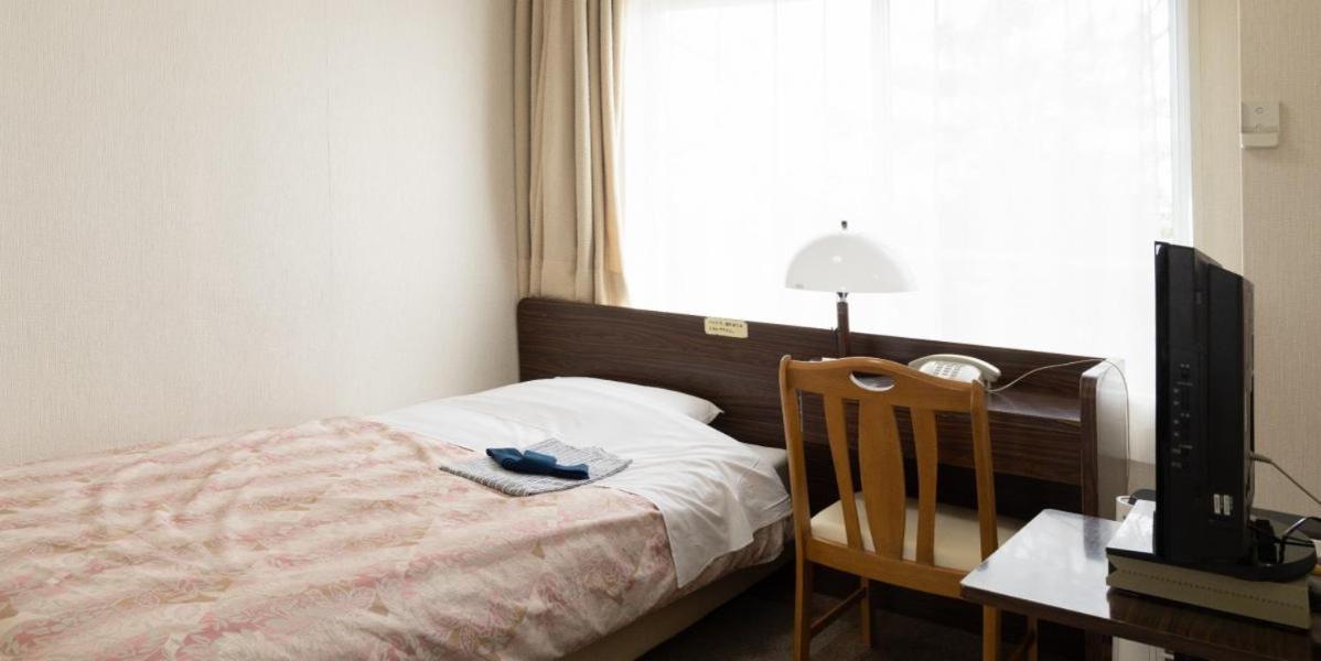 Business Hotel Heisei Йонедзава Экстерьер фото